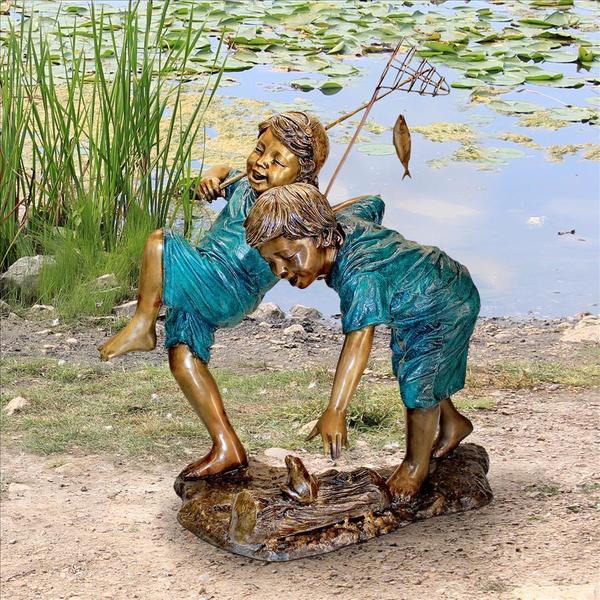 Design Toscano Double Trouble, Fishing Boys Cast Bronze Garden Statue PN7504